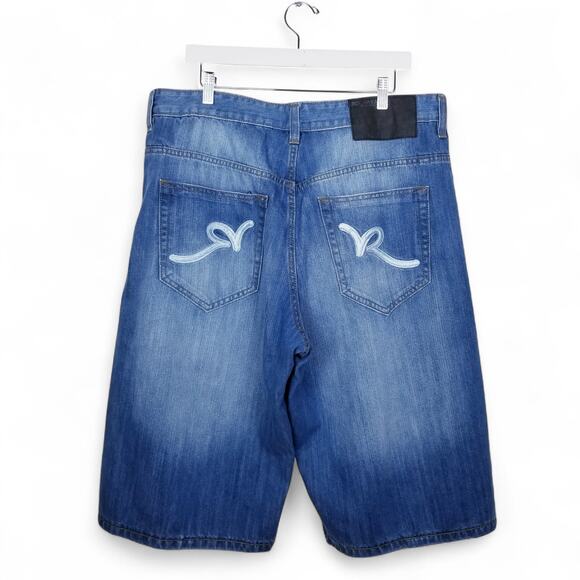 ROCAWEAR Regular Fit Authentic Denim Shorts 90s Y2K Baggy Skate Street - Picture 1 of 7